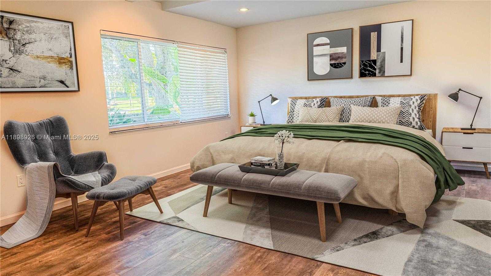 Small Image of 10134 BOCA WOODS LN #10134, Boca Raton Number 7
