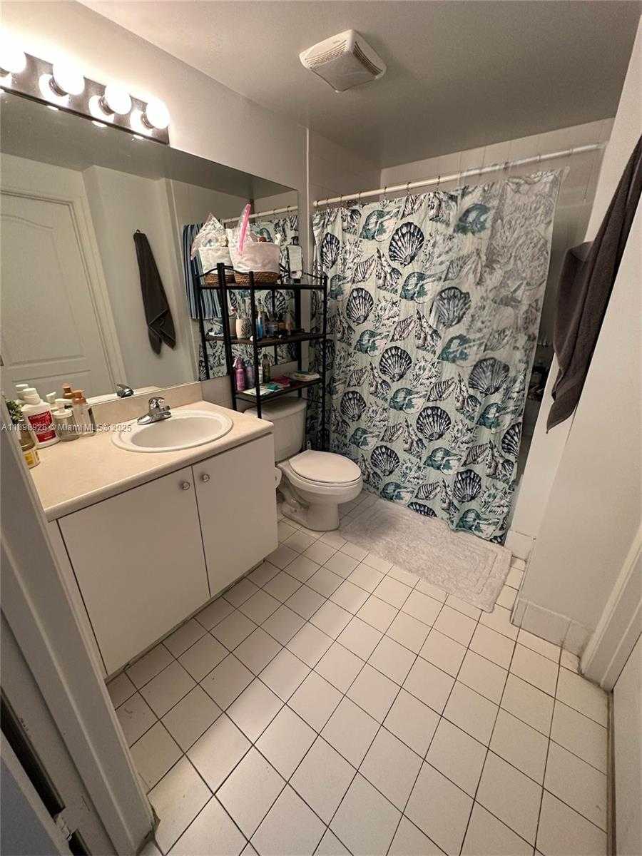 Small Image of 5077 NORTH WEST 7TH ST #514, Miami Number 4