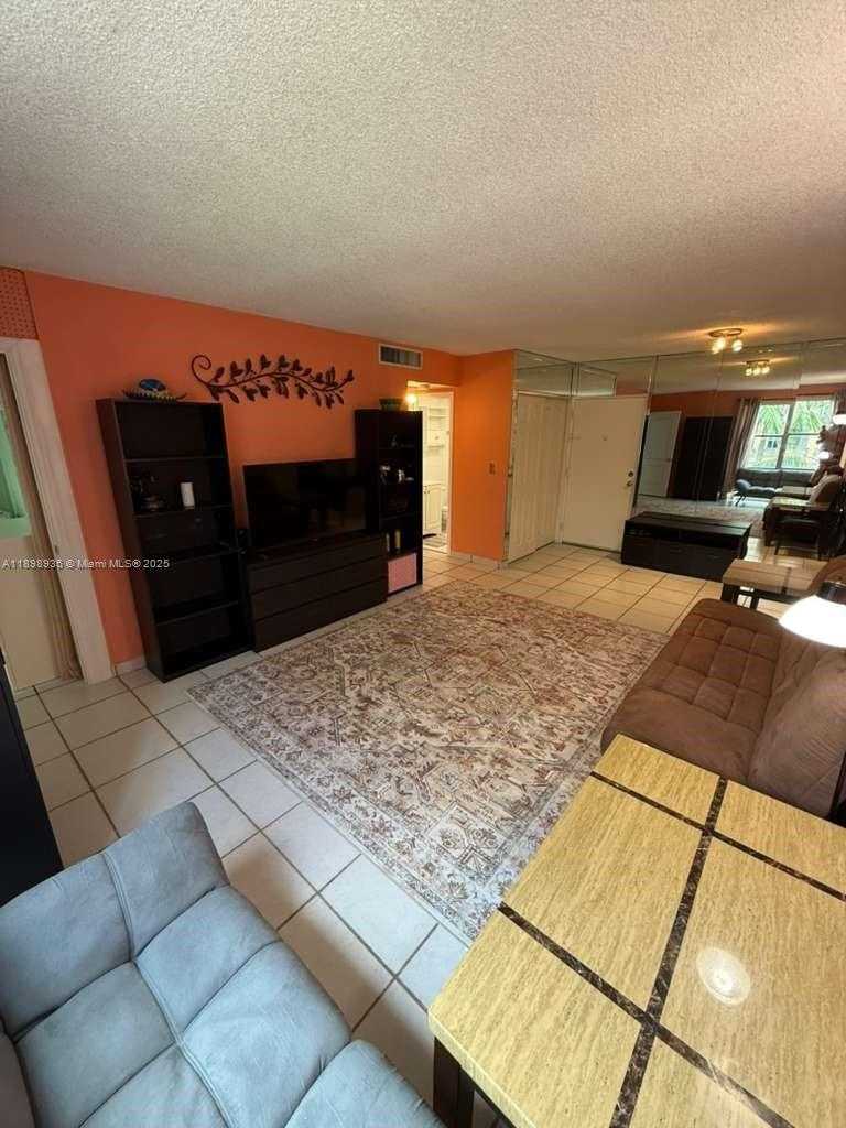 Small Image of 17560 ATLANTIC BLVD #414, Sunny Isles Beach Number 9