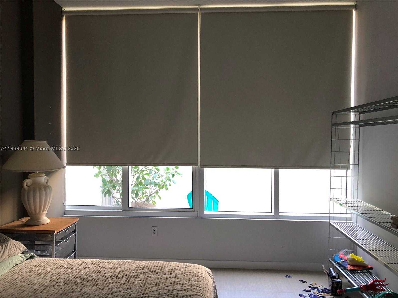 Small Image of Miami Beach Number 12