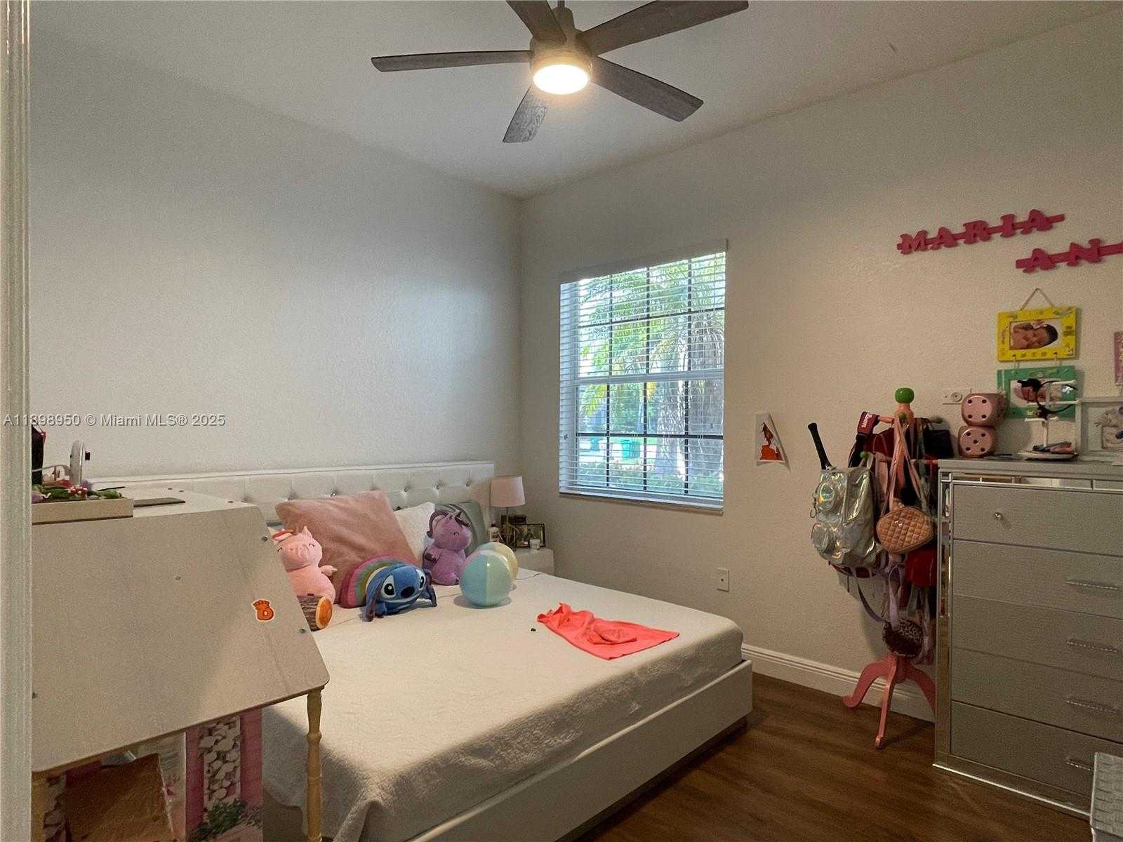 Small Image of 15001 SOUTH WEST 33RD ST, Davie Number 11