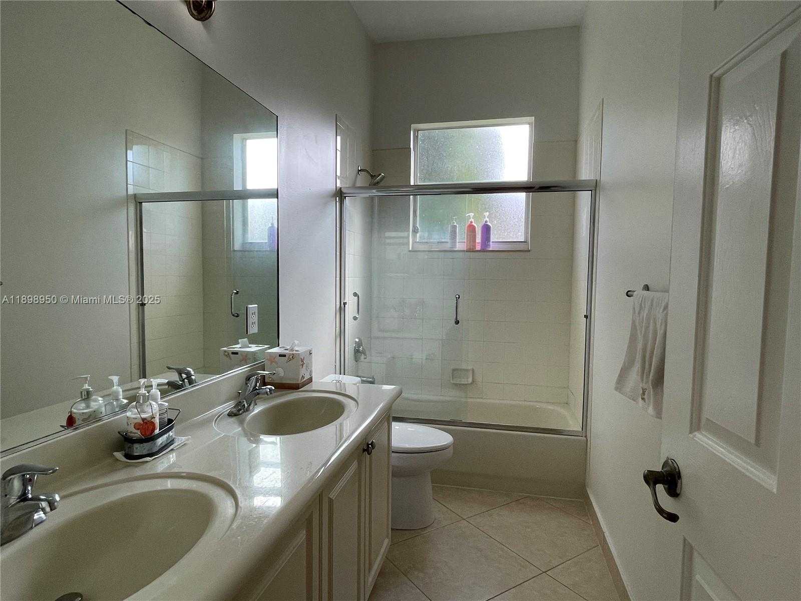 Small Image of 15001 SOUTH WEST 33RD ST, Davie Number 13