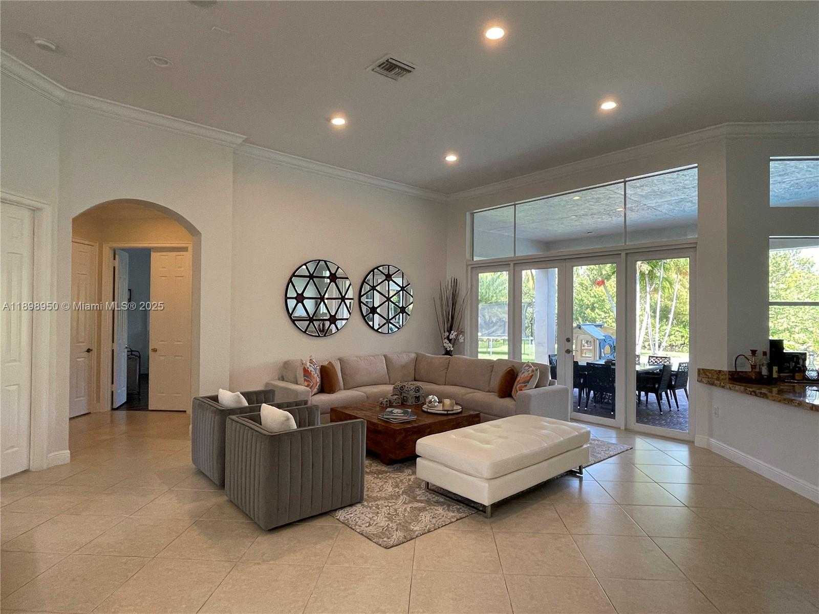 Small Image of 15001 SOUTH WEST 33RD ST, Davie Number 4
