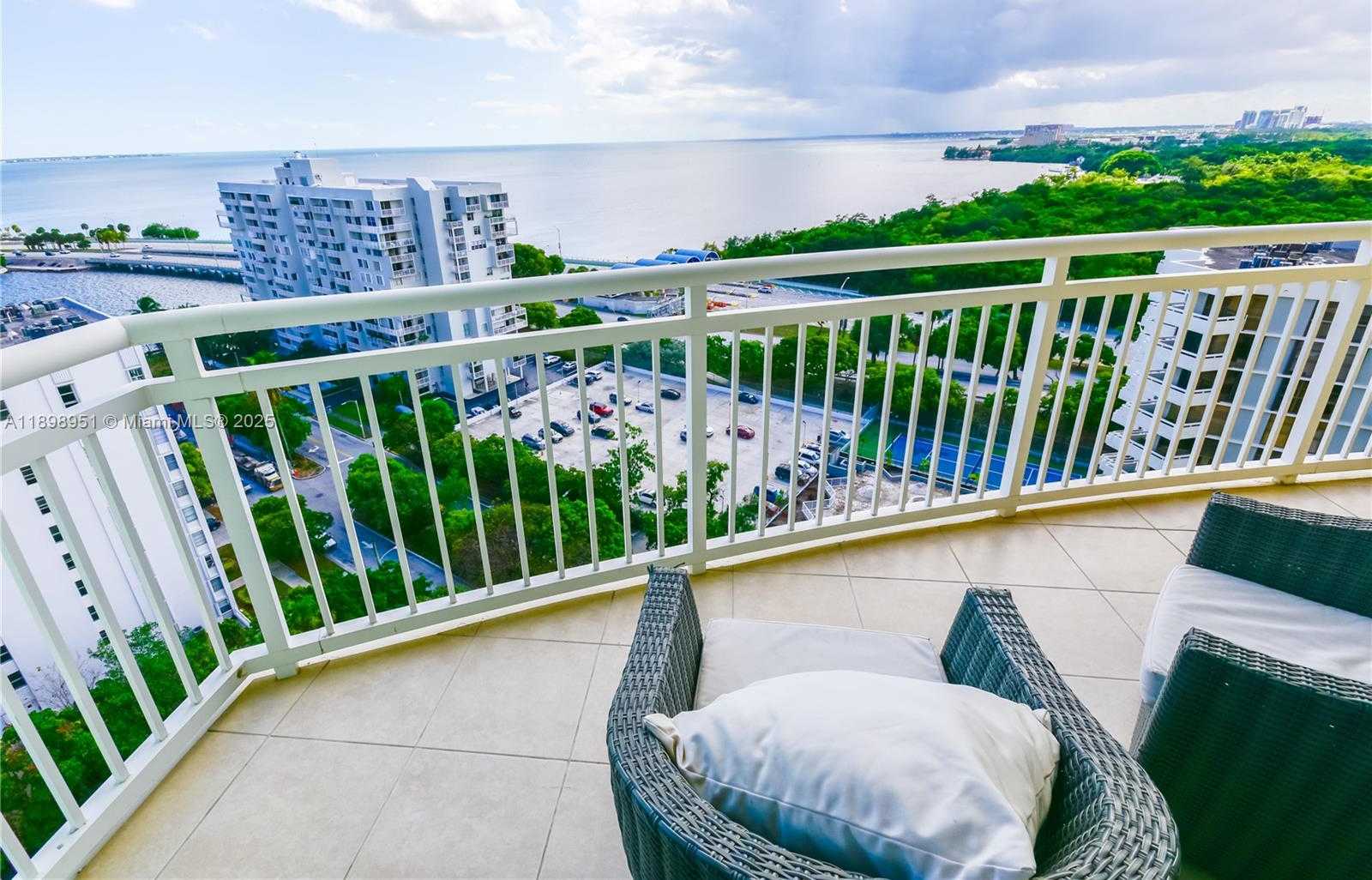 Small Image of 2475 BRICKELL AVE #1608, Miami Number 14