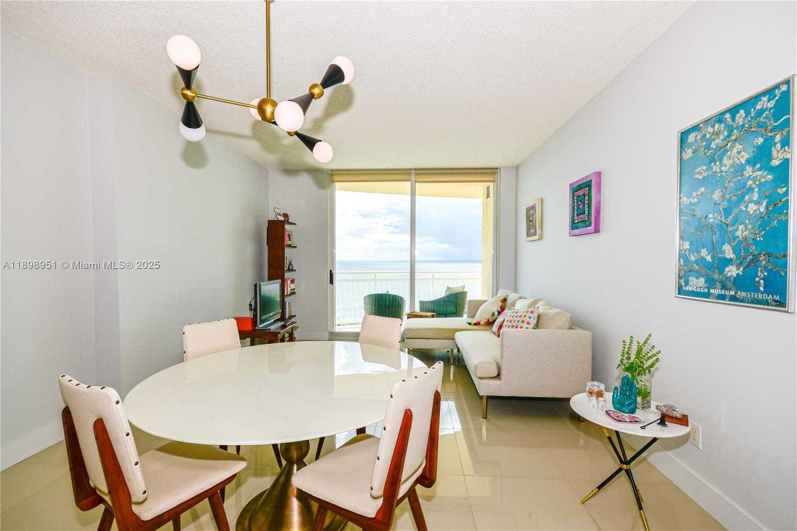 Small Image of 2475 BRICKELL AVE #1608, Miami Number 16