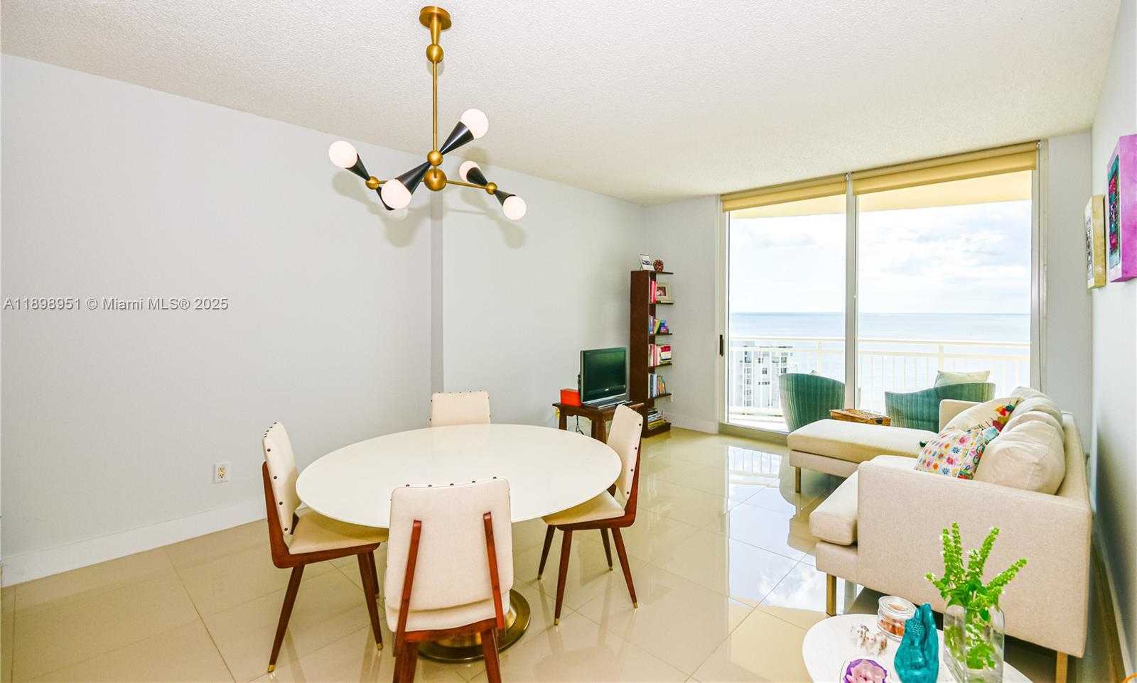 Small Image of 2475 BRICKELL AVE #1608, Miami Number 17