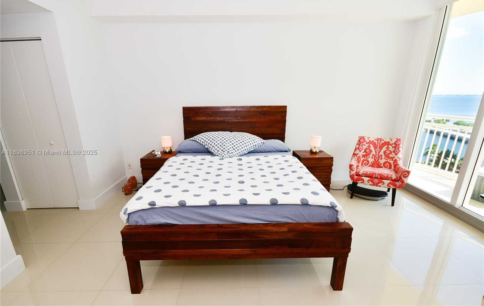 Small Image of 2475 BRICKELL AVE #1608, Miami Number 27