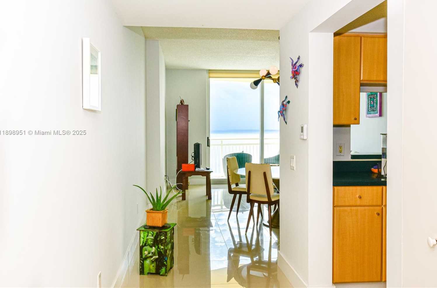 Small Image of 2475 BRICKELL AVE #1608, Miami Number 36