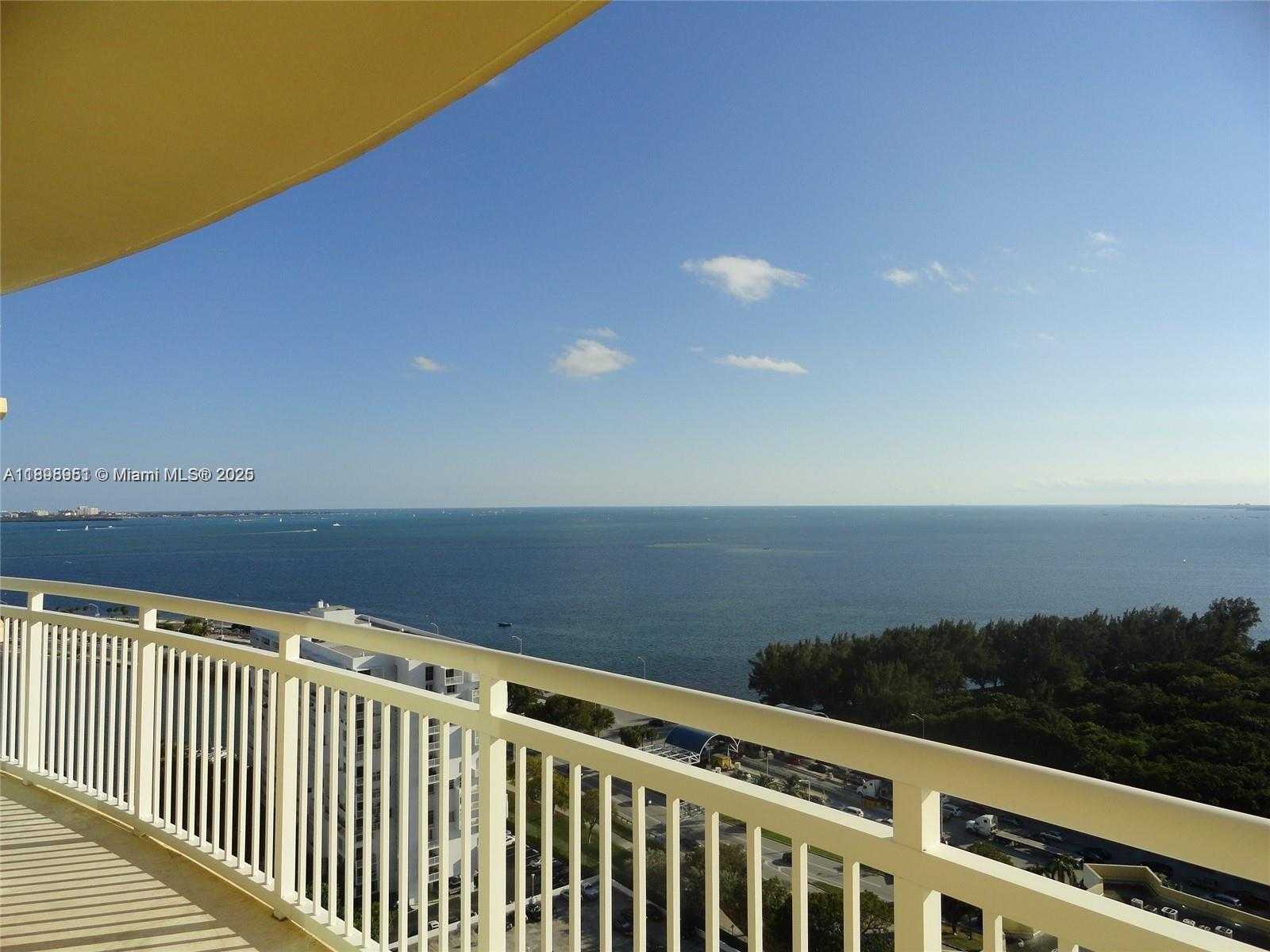 Small Image of 2475 BRICKELL AVE #1608, Miami Number 4