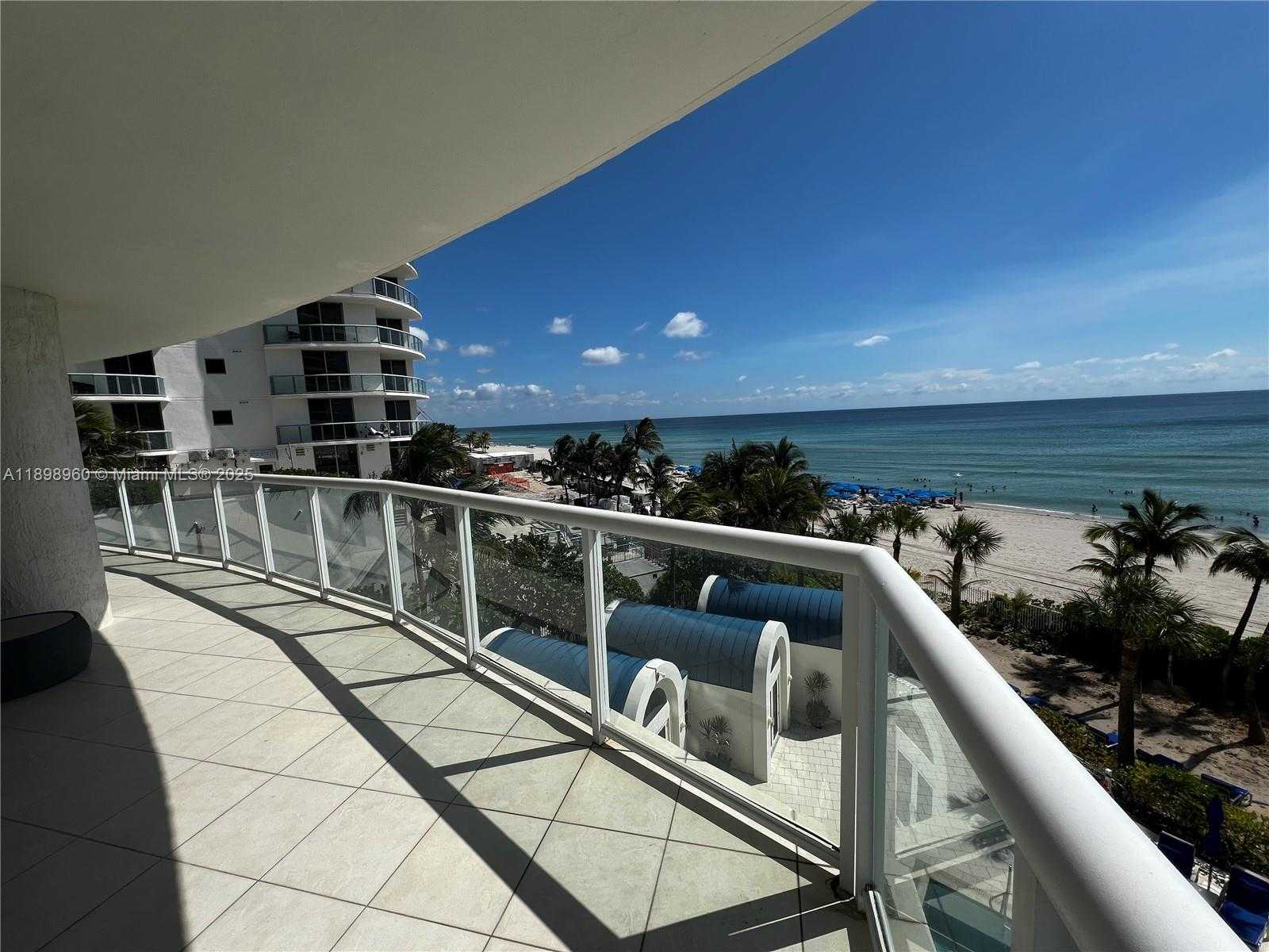 Small Image of 18671 COLLINS AVE #402, Sunny Isles Beach Number 2