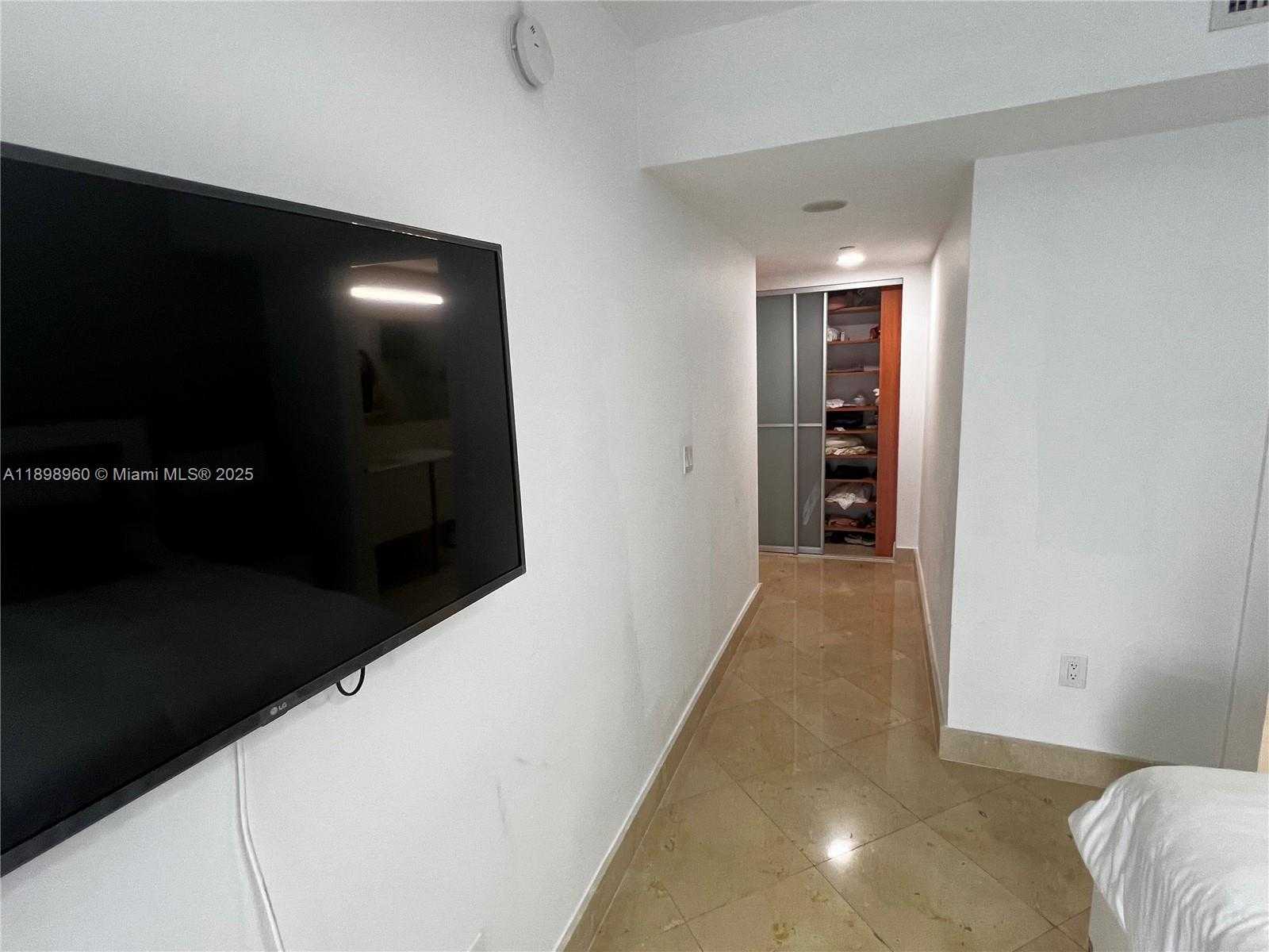 Small Image of 18671 COLLINS AVE #402, Sunny Isles Beach Number 20