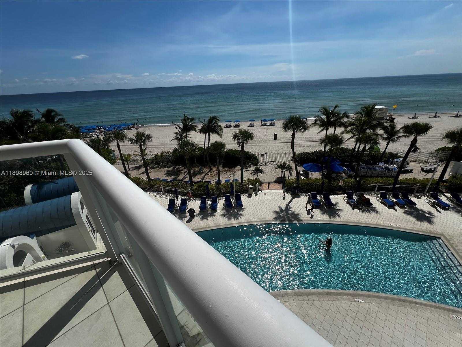 Small Image of 18671 COLLINS AVE #402, Sunny Isles Beach Number 3