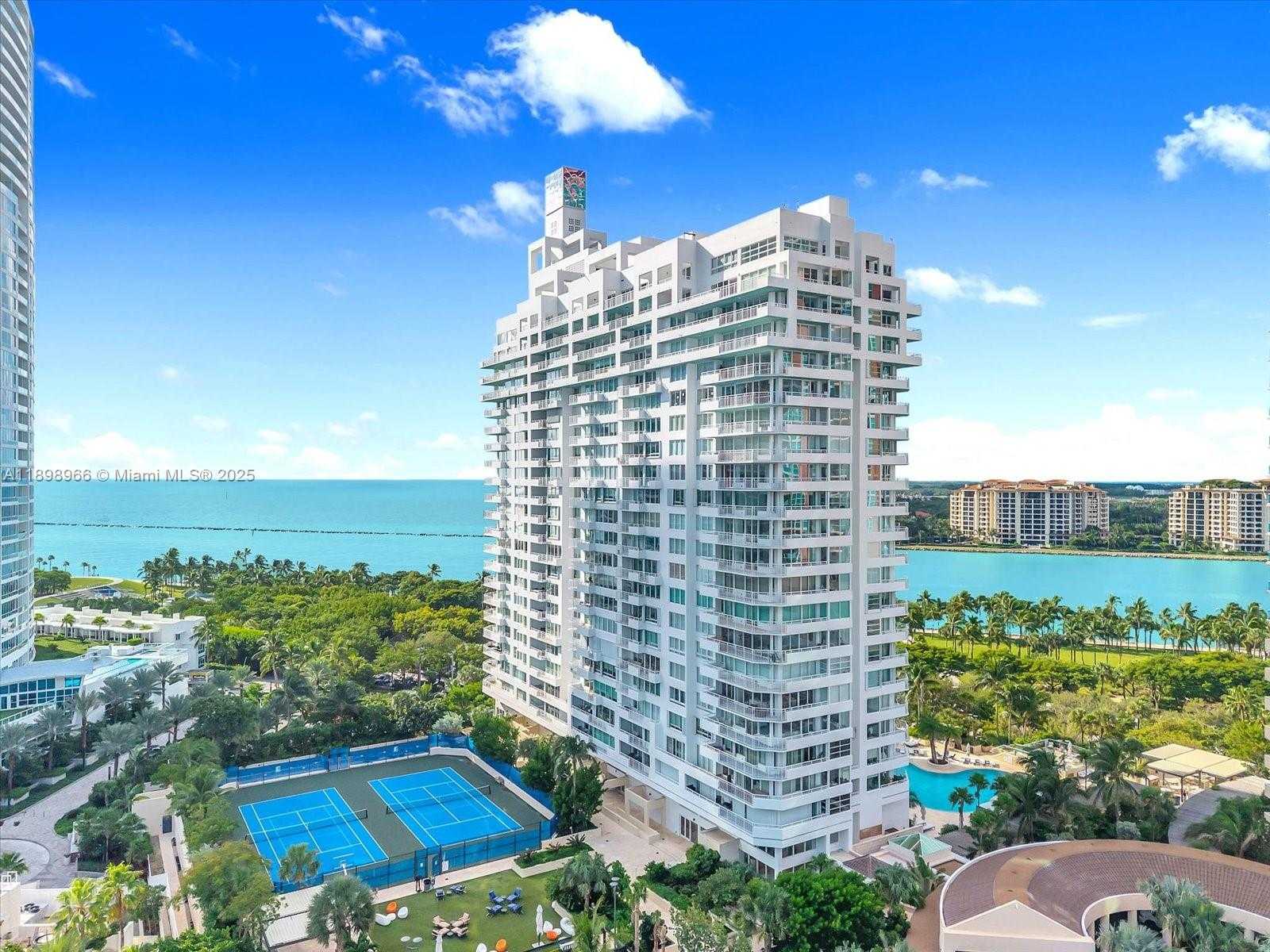 Small Image of 400 SOUTH POINTE DRIVE #1708, Miami Beach Number 19
