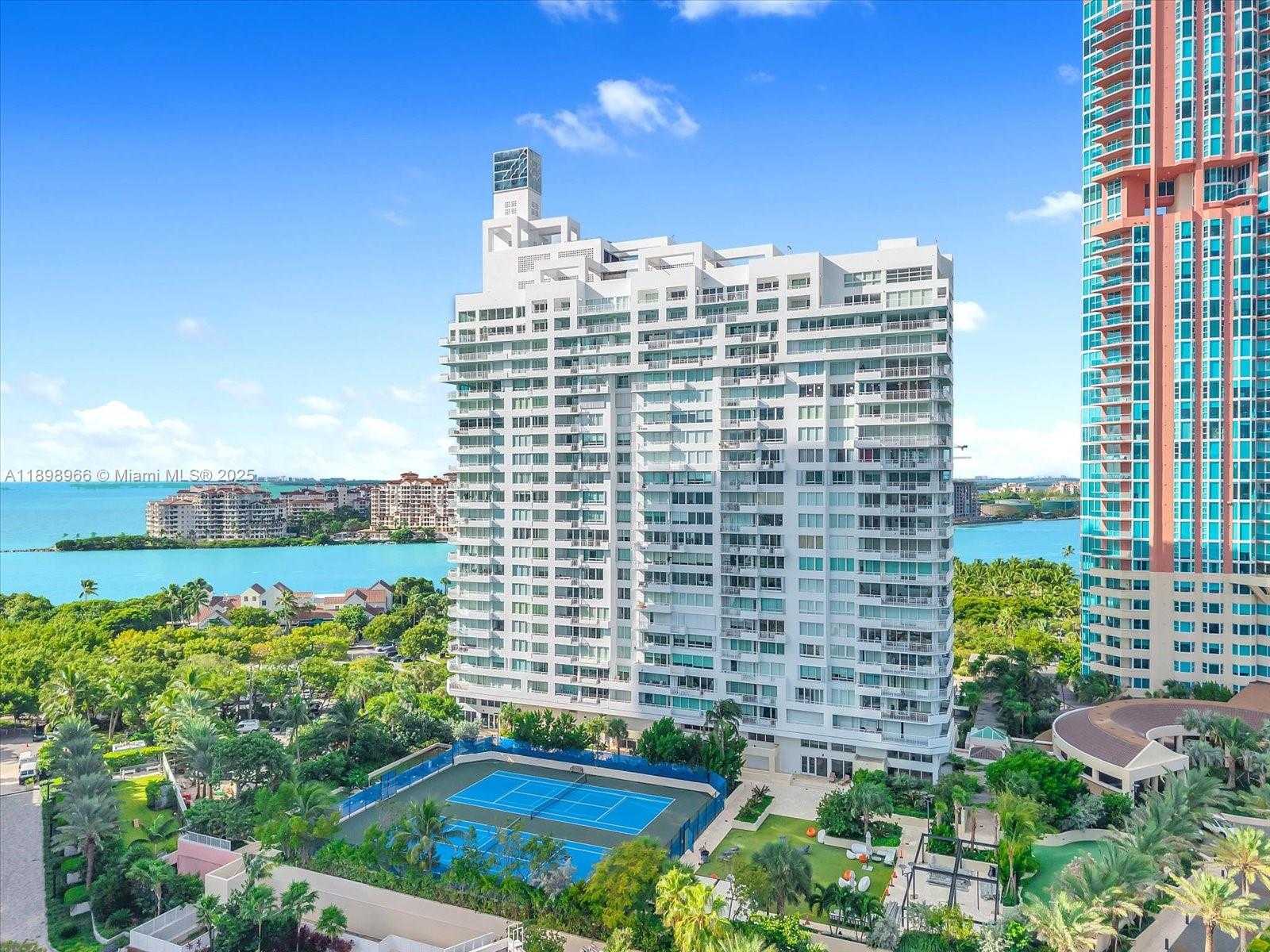 Small Image of 400 SOUTH POINTE DRIVE #1708, Miami Beach Number 22