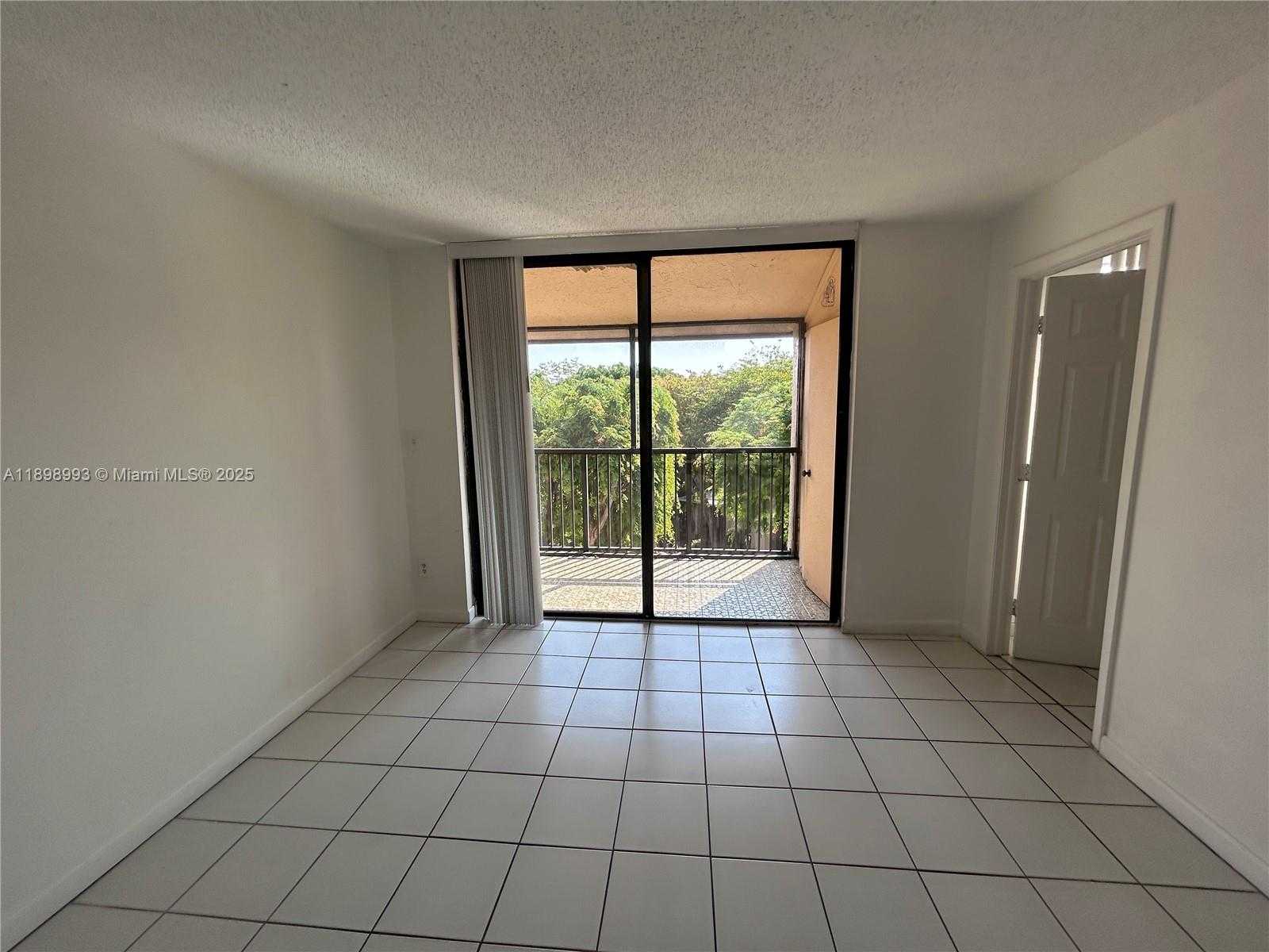 Small Image of 14501 NORTH KENDALL DR #408H, Miami Number 17