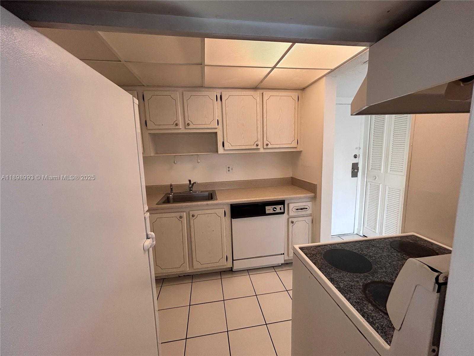 Small Image of 14501 NORTH KENDALL DR #408H, Miami Number 26