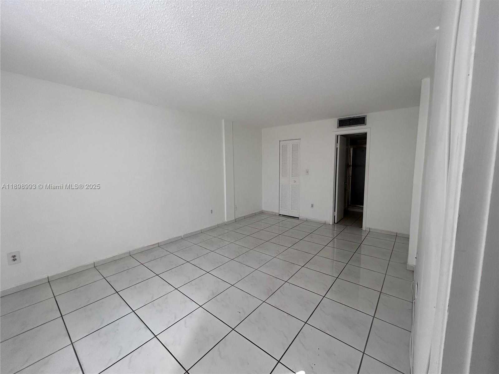 Small Image of 14501 NORTH KENDALL DR #408H, Miami Number 5