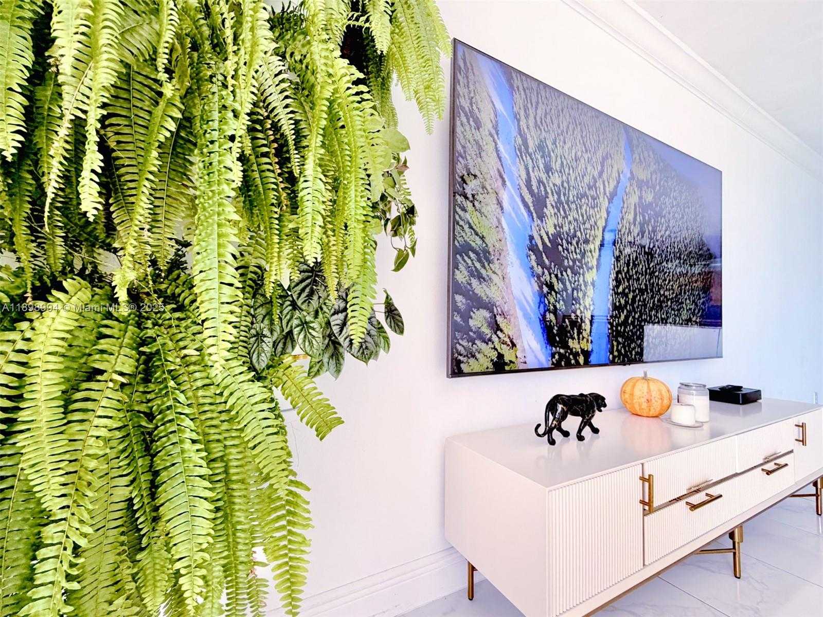 Imagen de Pequeño Objeto