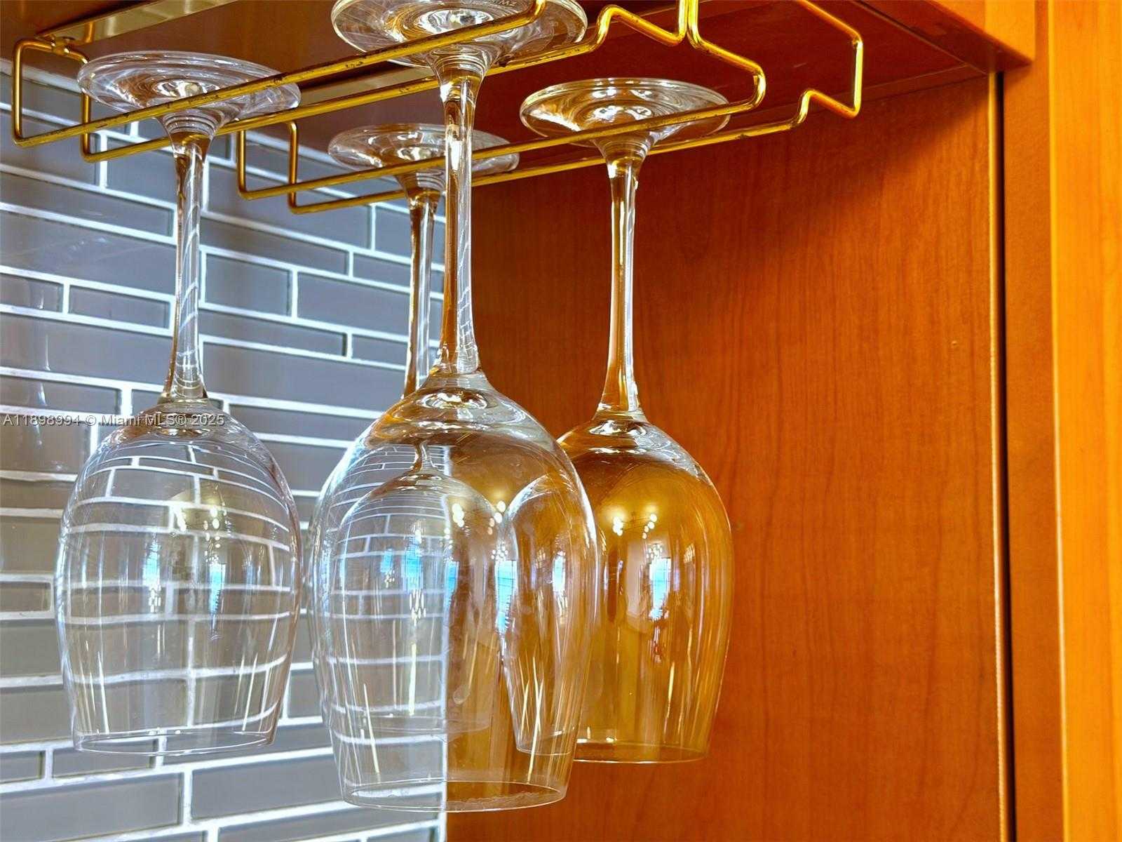 Imagen de Pequeño Objeto