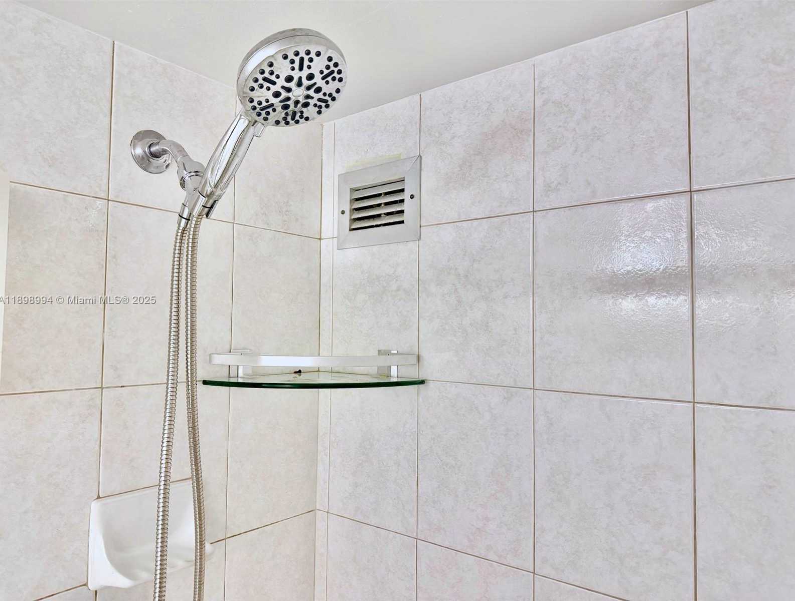 Imagen de Pequeño Objeto