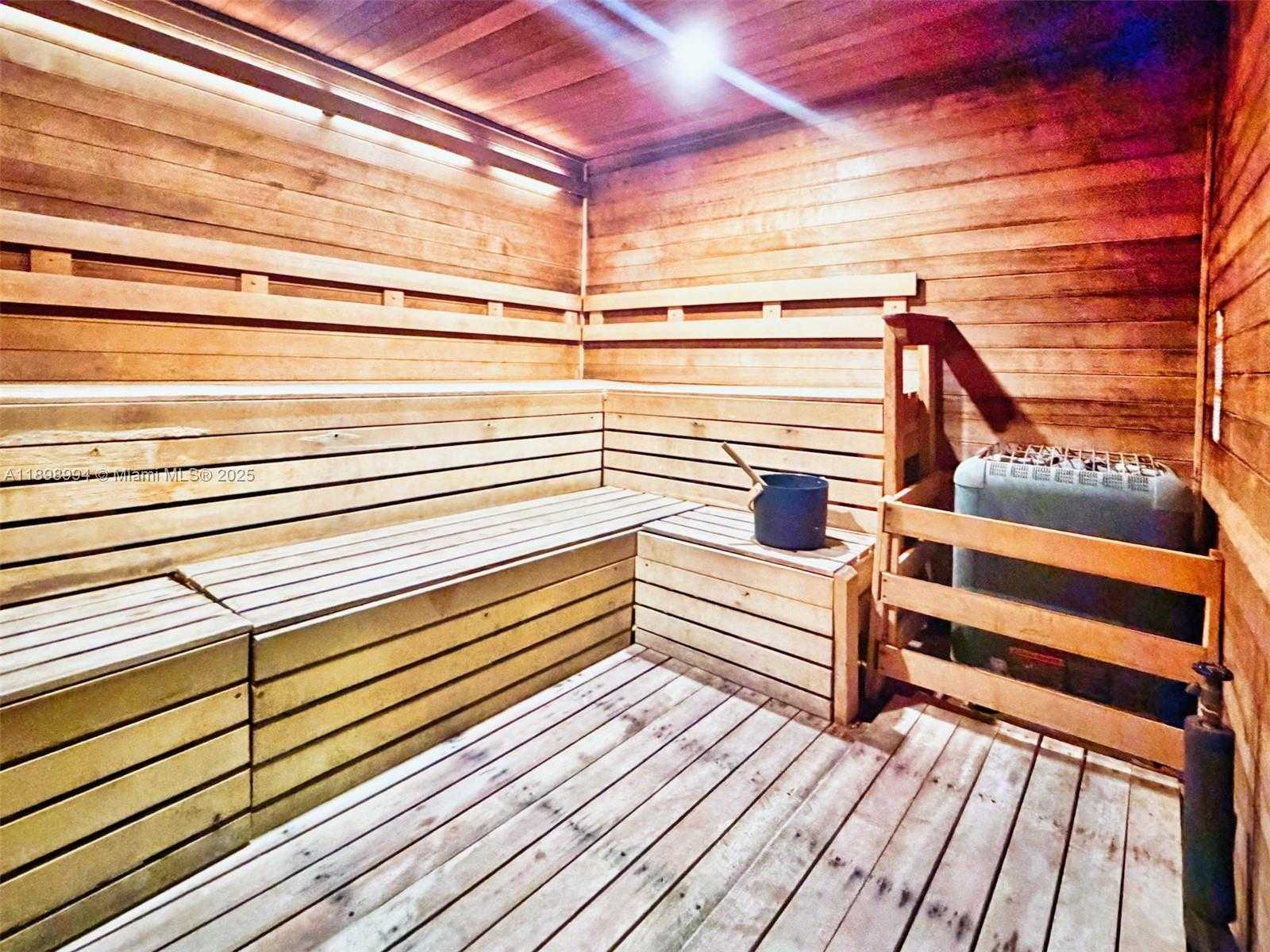 Imagen de Pequeño Objeto