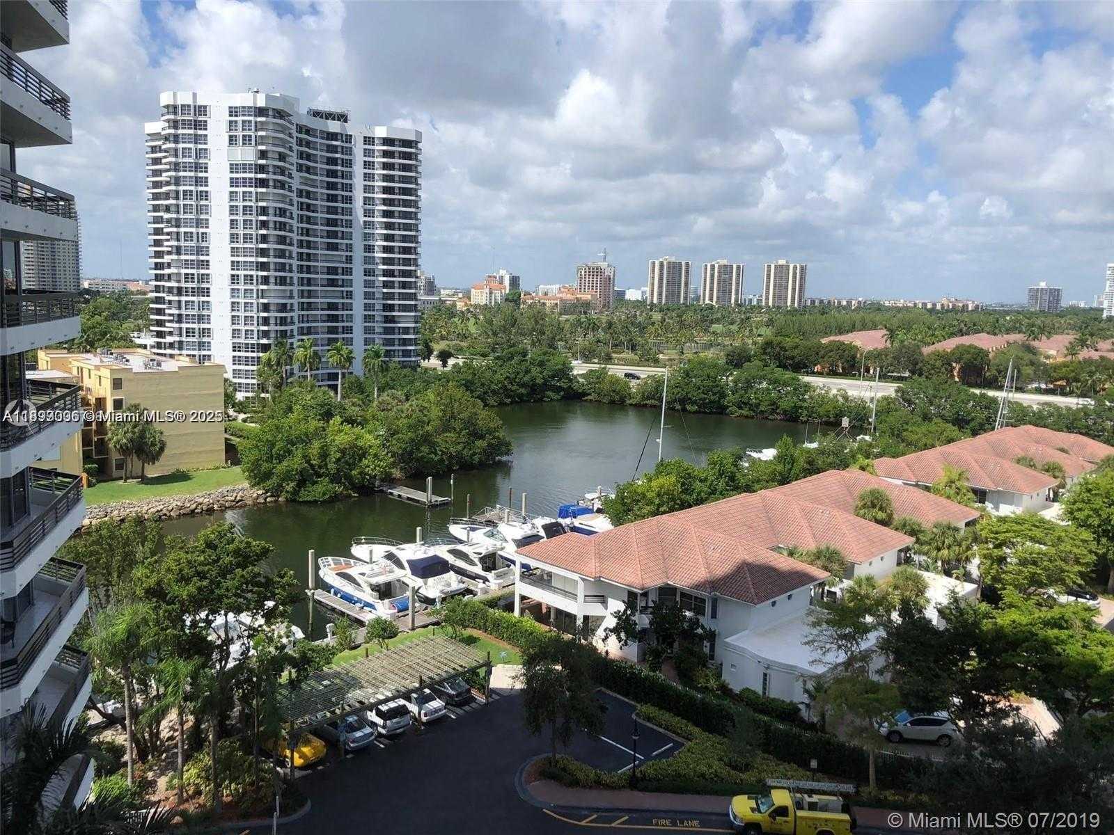 Small Image of 3530 MYSTIC POINTE DR #1008, Aventura Number 26