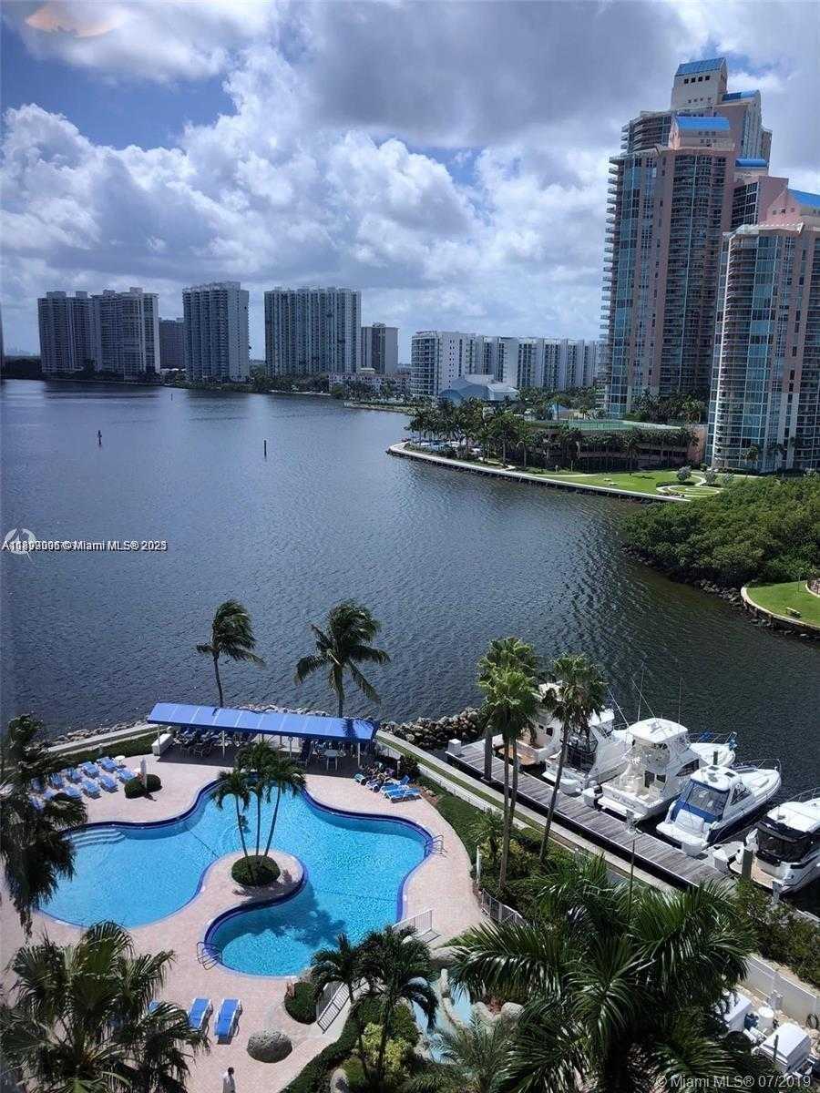Small Image of 3530 MYSTIC POINTE DR #1008, Aventura Number 29