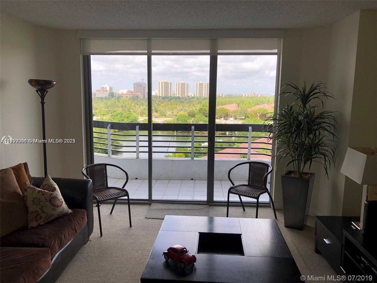 Small Image of 3530 MYSTIC POINTE DR #1008, Aventura Number 3