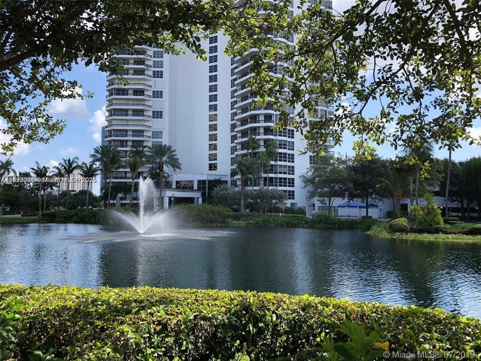 Small Image of 3530 MYSTIC POINTE DR #1008, Aventura Number 32
