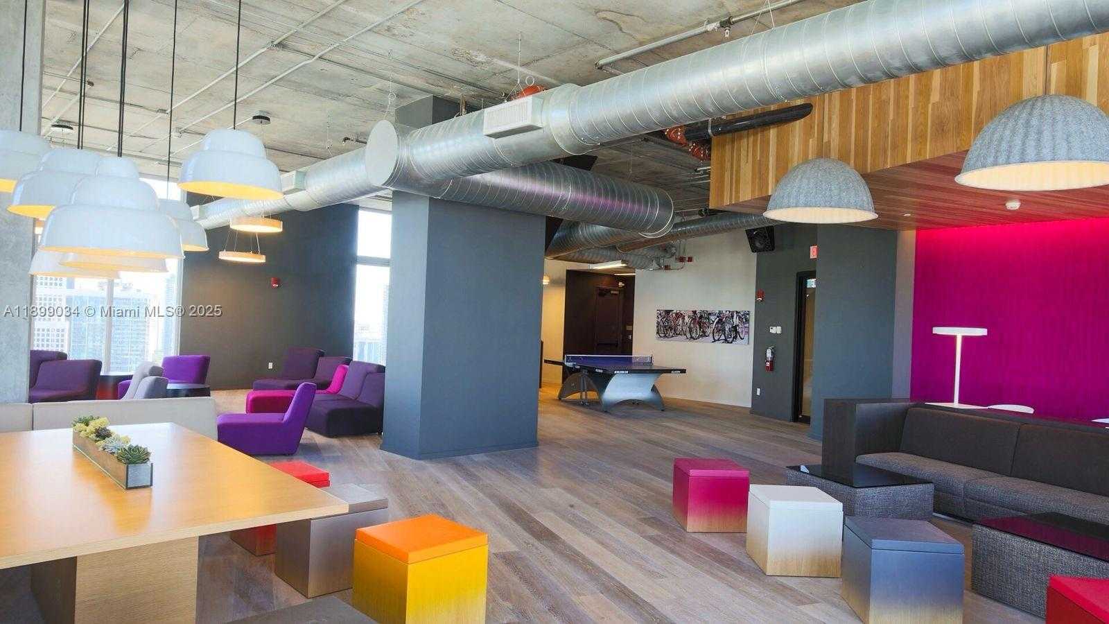 Imagen de Pequeño Objeto