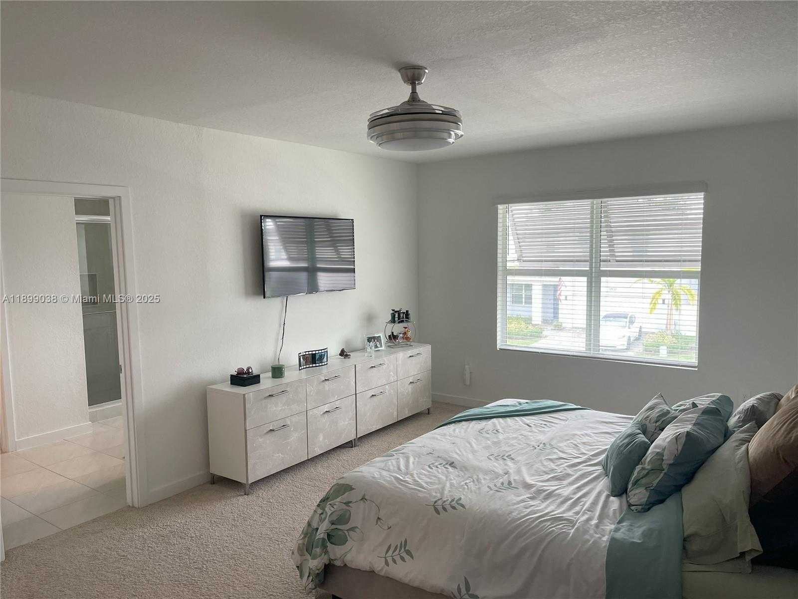 Small Image of 12937 SOUTH WEST 265TH TER, Homestead Number 20