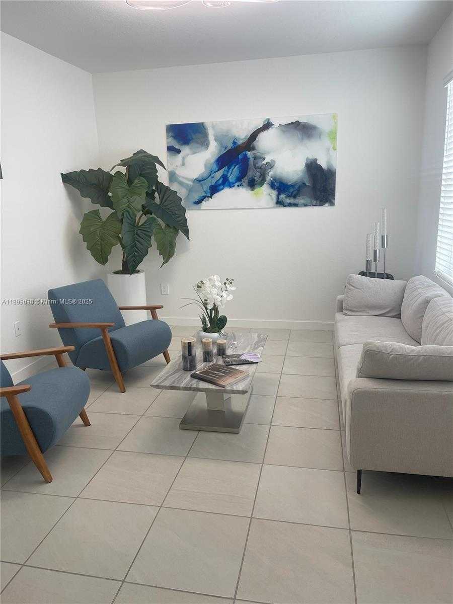 Small Image of 12937 SOUTH WEST 265TH TER, Homestead Number 5