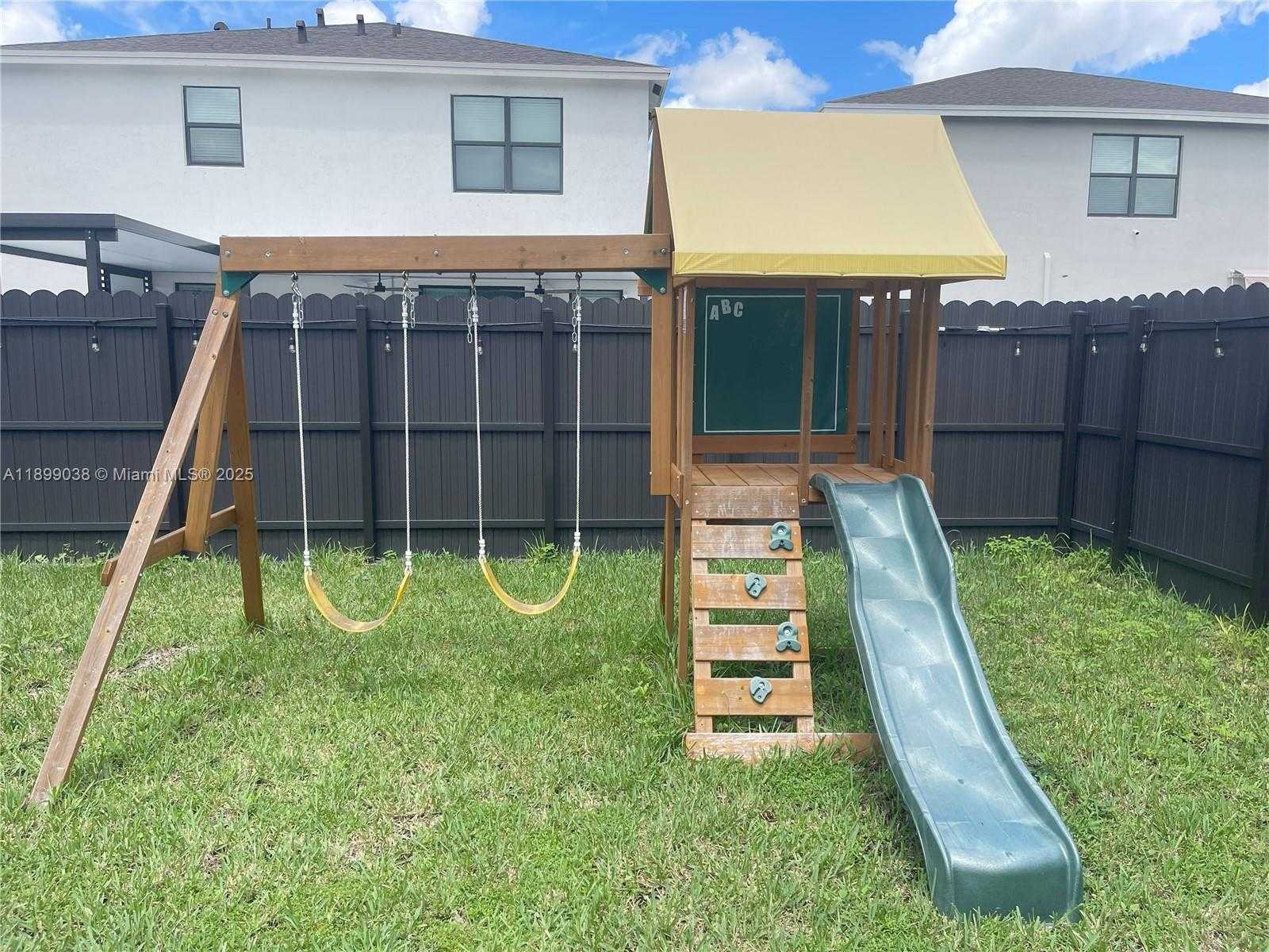 Small Image of 12937 SOUTH WEST 265TH TER, Homestead Number 61