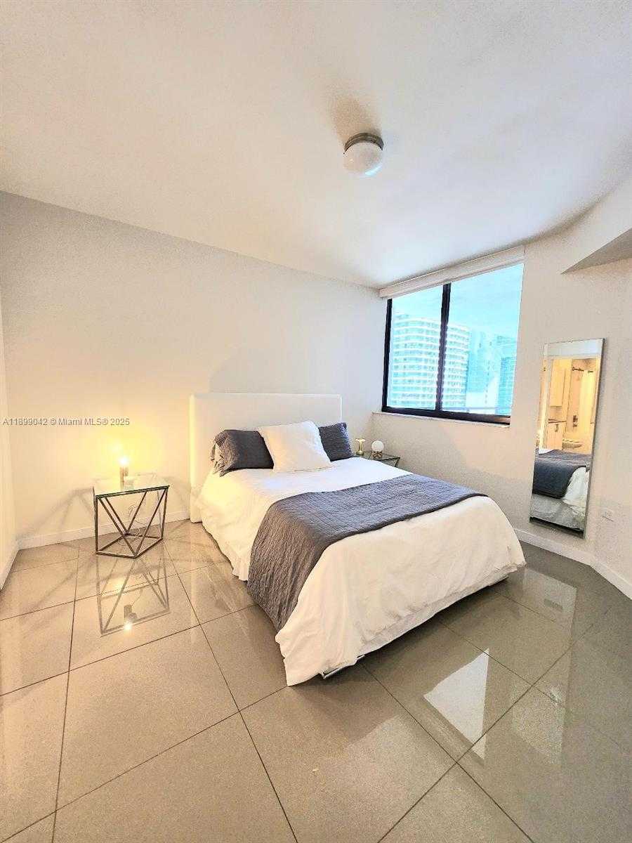 Small Image of 999 SOUTH WEST 1ST AVE #2201, Miami Number 15