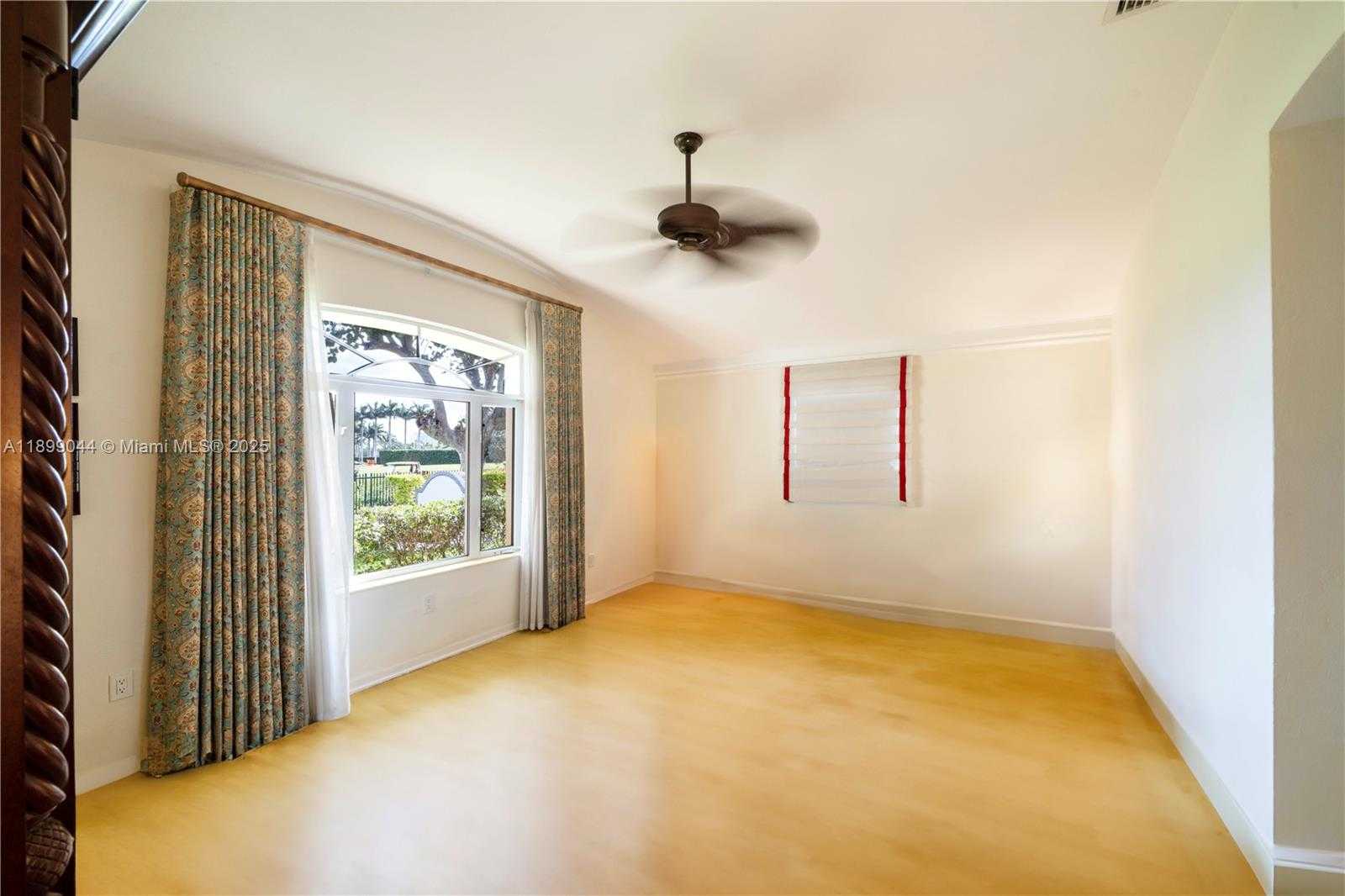 Small Image of 5801 ALTON RD, Miami Beach Number 17