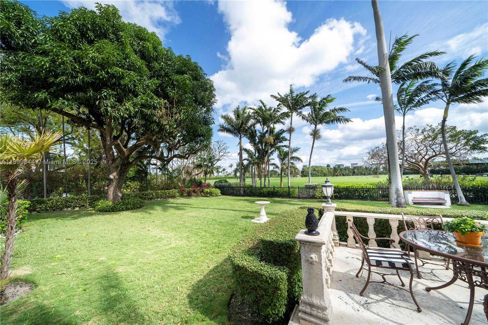Small Image of 5801 ALTON RD, Miami Beach Number 26