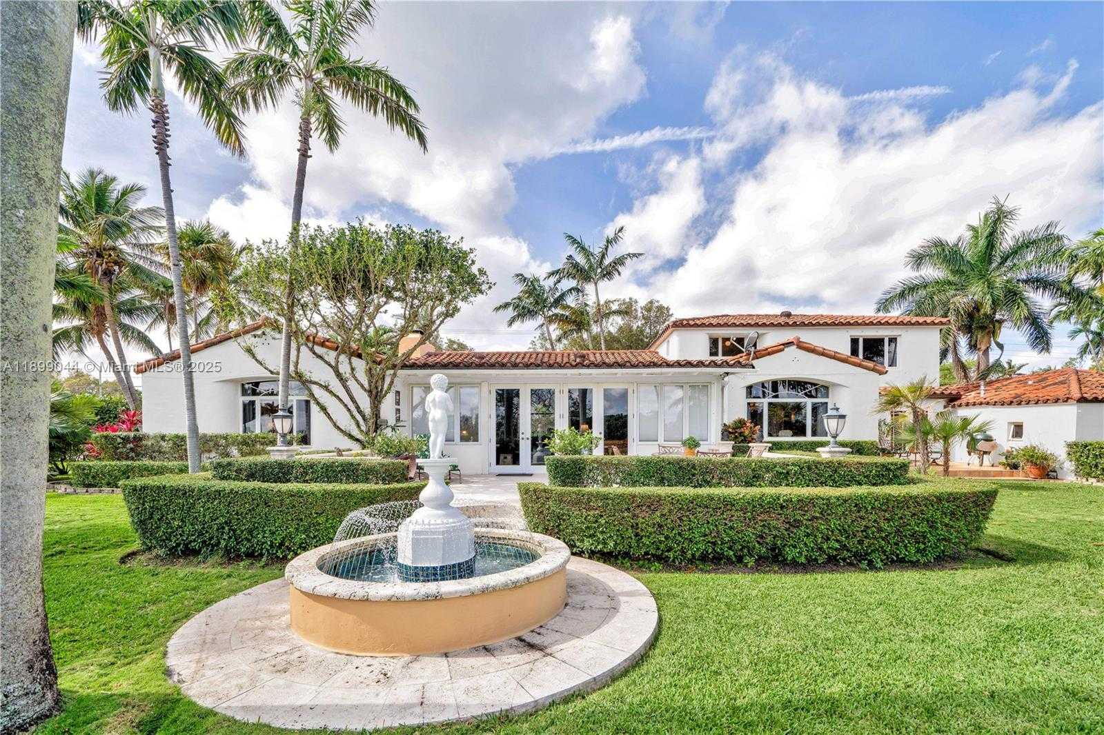 Small Image of 5801 ALTON RD, Miami Beach Number 31