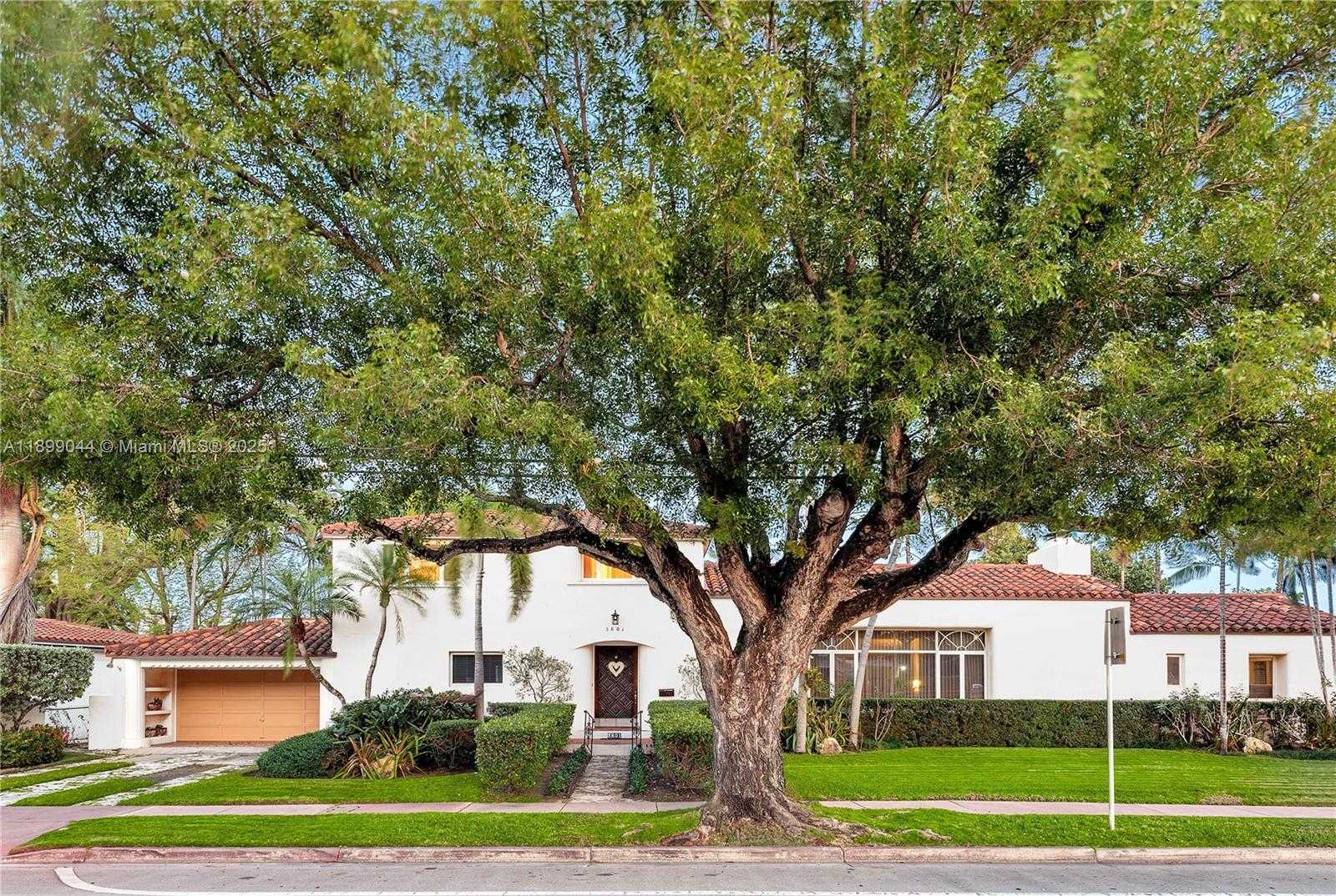 Small Image of 5801 ALTON RD, Miami Beach Number 8
