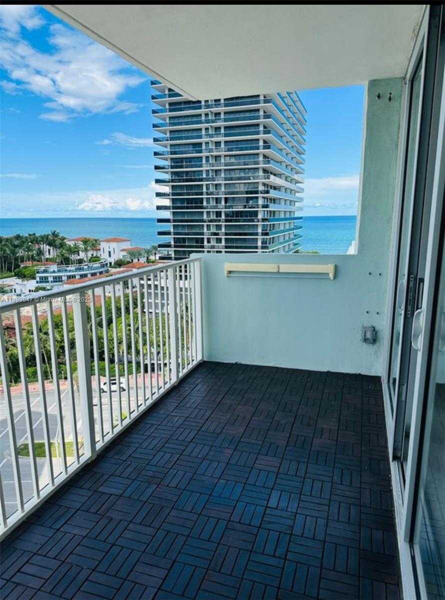 Small Image of 5838 COLLINS AVE #9D, Miami Beach Number 10