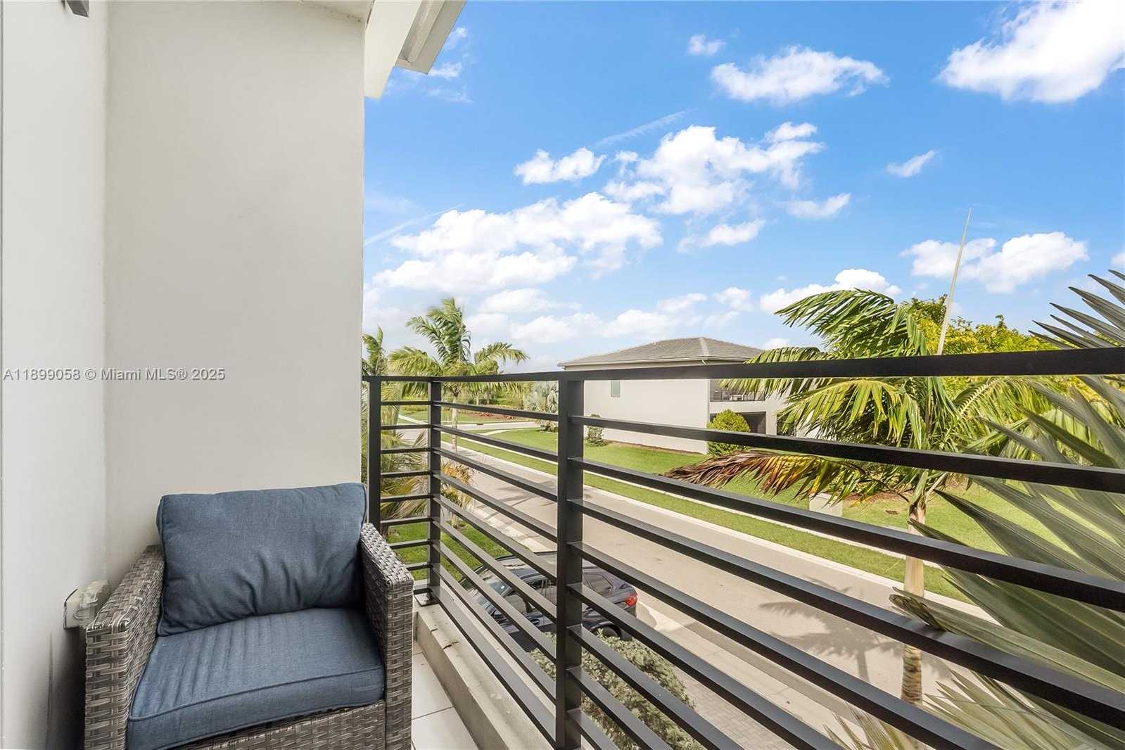 Small Image of 17197 TETON RIVER RD #-, Boca Raton Number 16