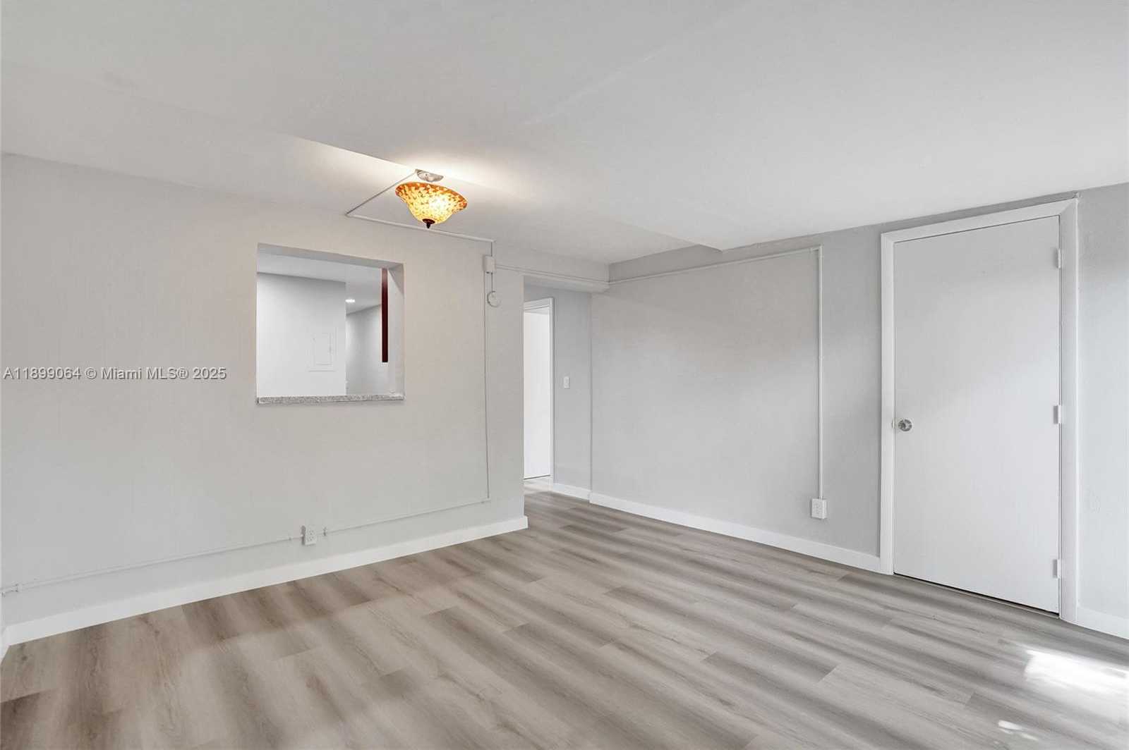 Small Image of 6860 SOUTH WEST 18TH CT, North Lauderdale Number 10