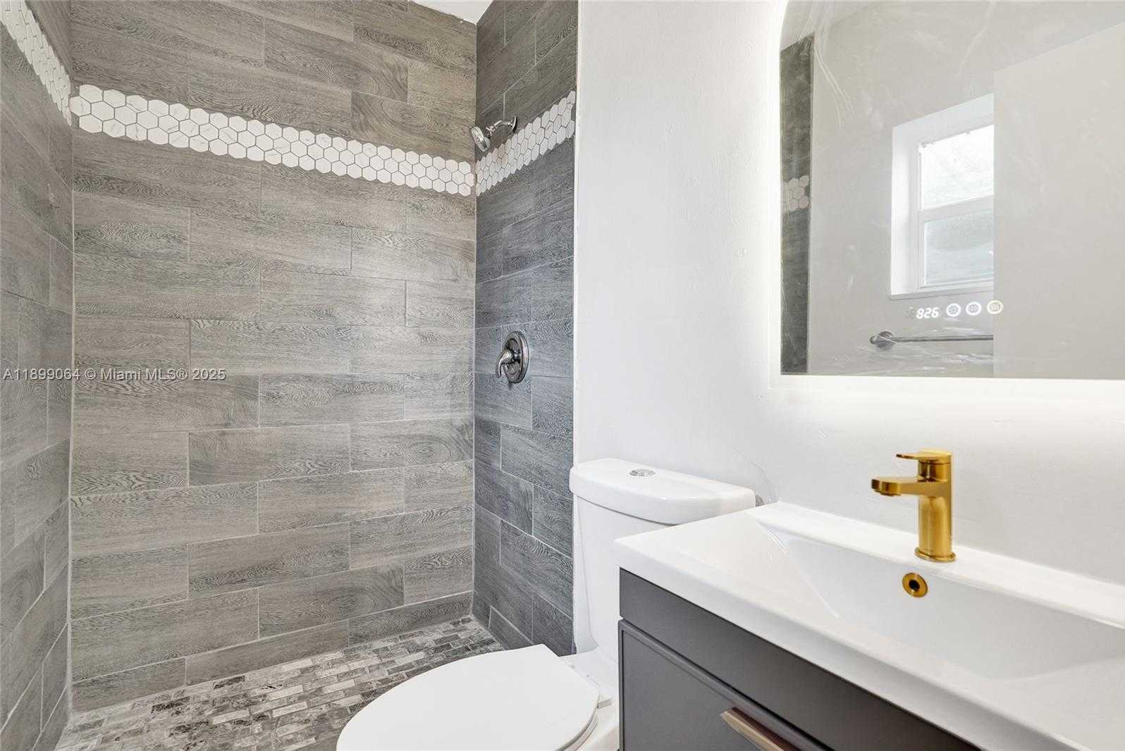 Small Image of 6860 SOUTH WEST 18TH CT, North Lauderdale Number 13