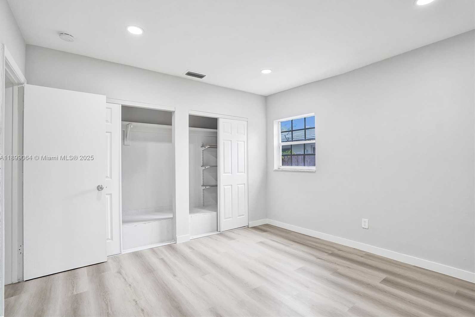 Small Image of 6860 SOUTH WEST 18TH CT, North Lauderdale Number 16