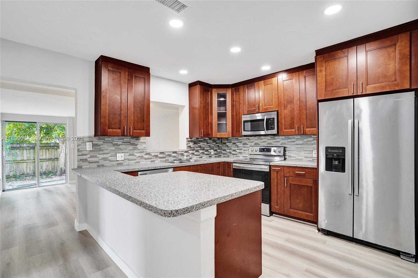 Small Image of 6860 SOUTH WEST 18TH CT, North Lauderdale Number 23