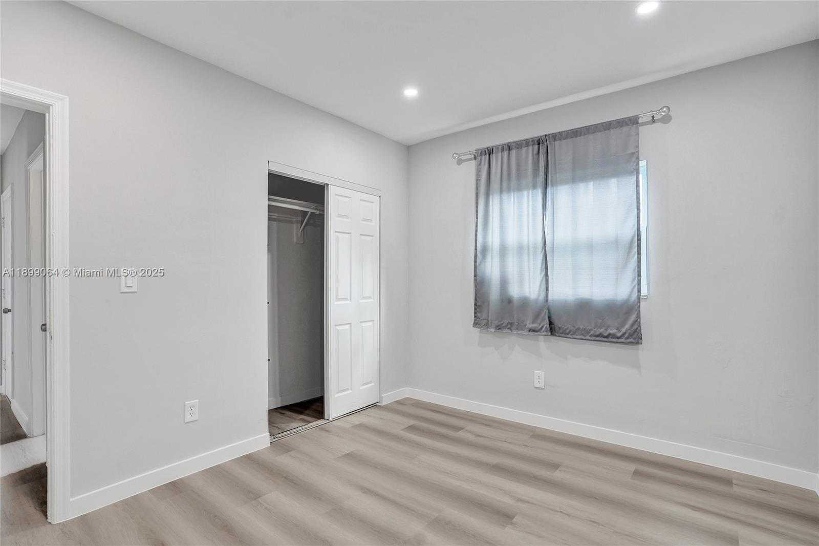 Small Image of 6860 SOUTH WEST 18TH CT, North Lauderdale Number 27
