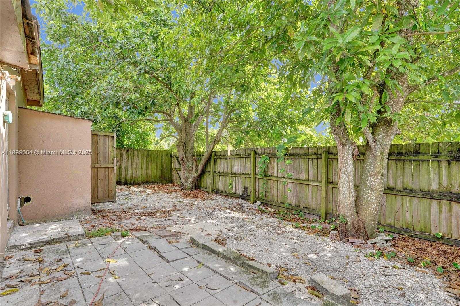 Small Image of 6860 SOUTH WEST 18TH CT, North Lauderdale Number 38