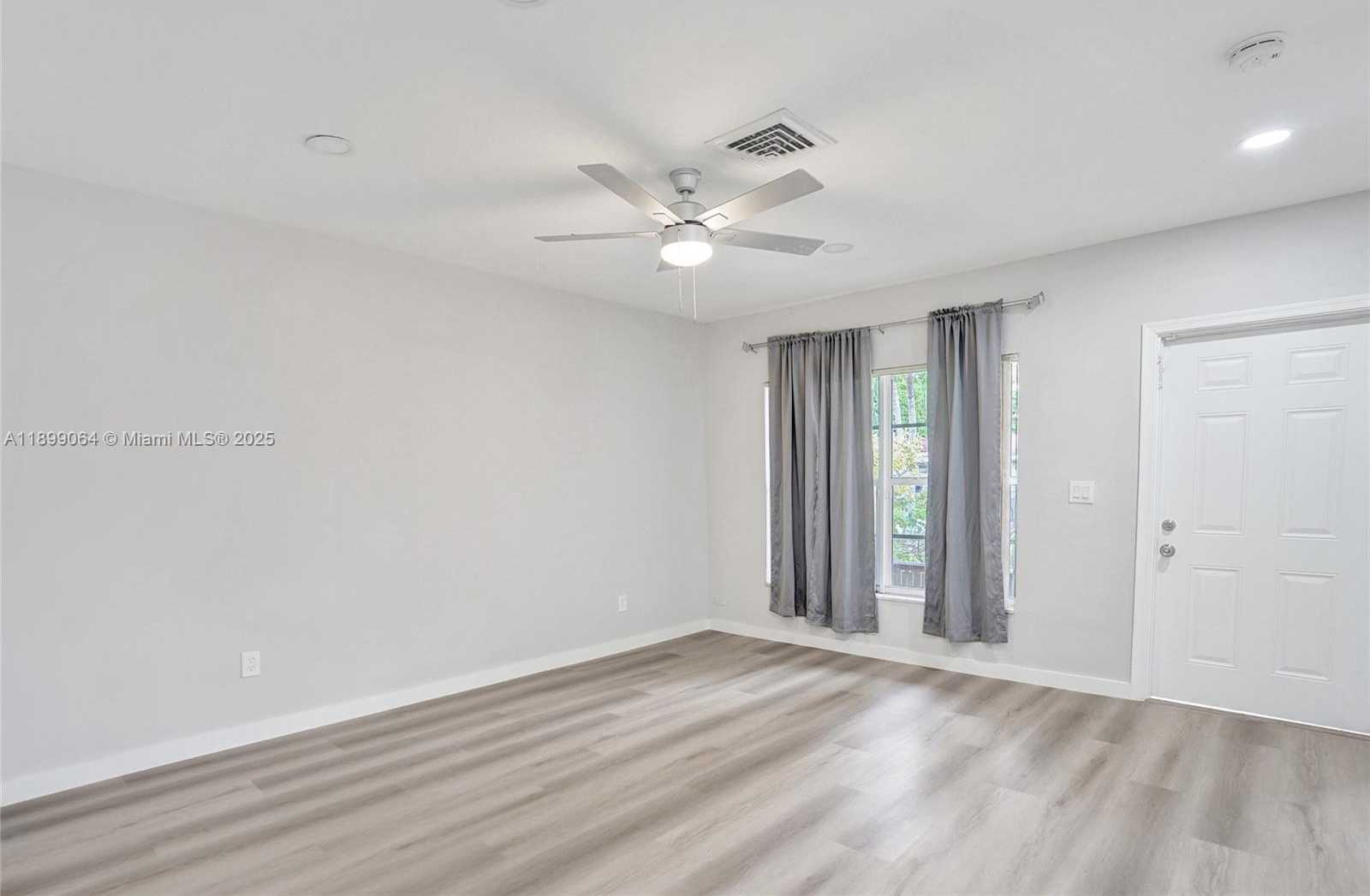 Small Image of 6860 SOUTH WEST 18TH CT, North Lauderdale Number 42