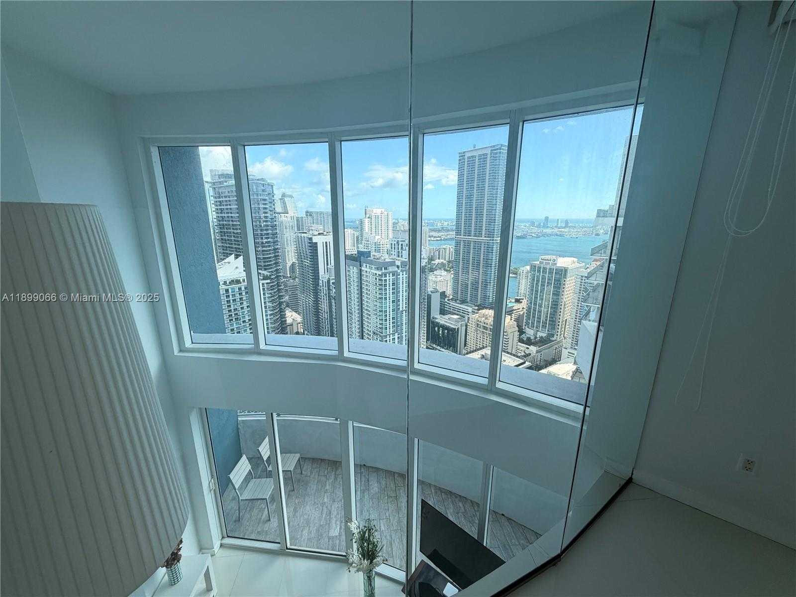 Small Image of 60 SOUTH WEST 13TH ST #5216, Miami Number 14