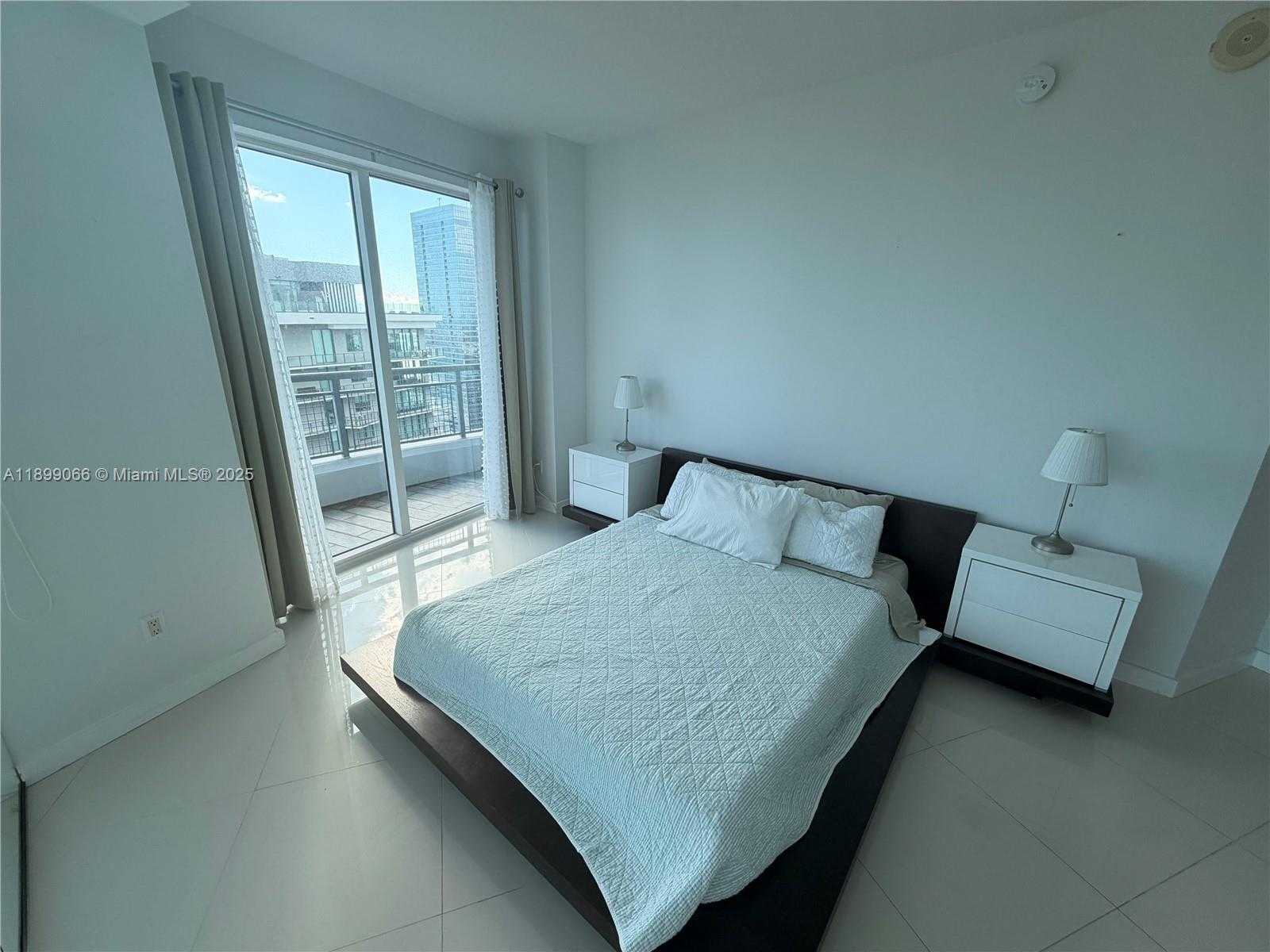 Small Image of 60 SOUTH WEST 13TH ST #5216, Miami Number 15