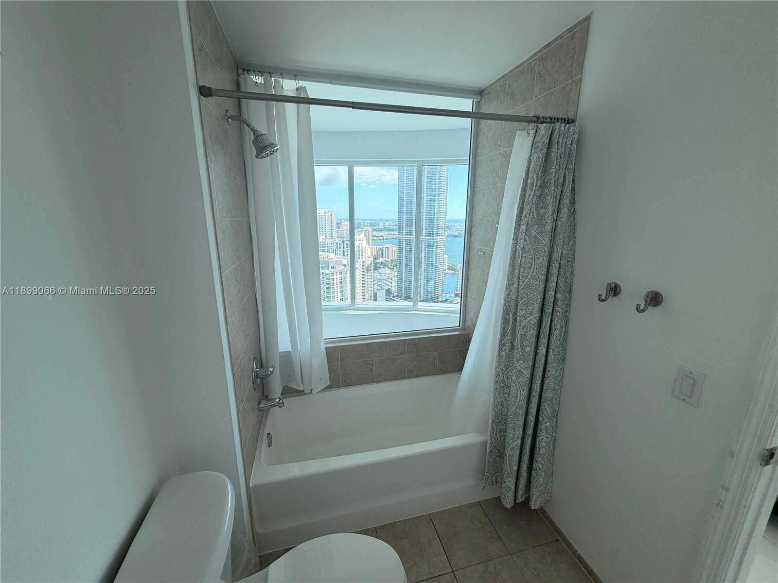 Small Image of 60 SOUTH WEST 13TH ST #5216, Miami Number 18